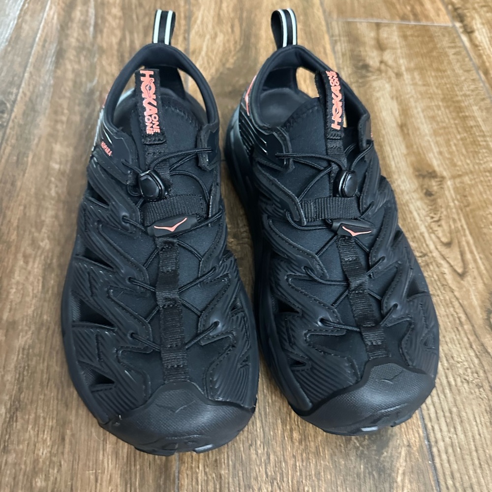 Hoka Hopara Hiking Shoes Women's Black / Fusion Coral 8, Hiking Sandals New - Picture 7 of 8